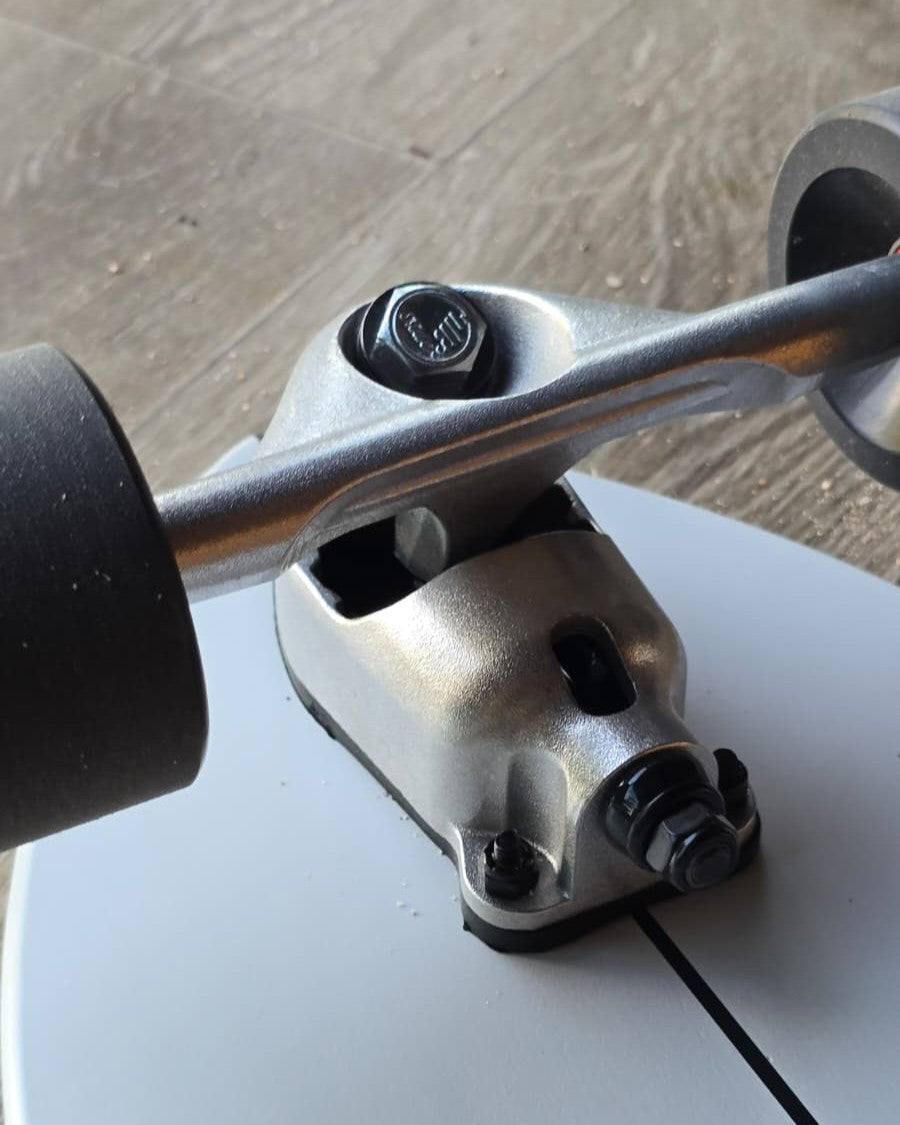 Slide Fish Tech-Tonic 32" Surfskate